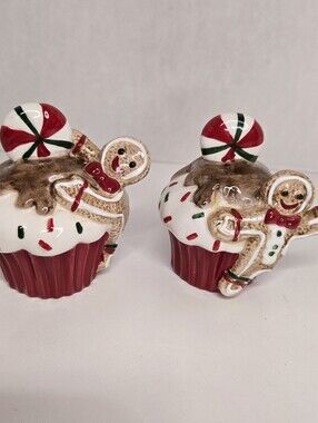 Fitz & Floyd Sweet Treats Gingerbread Cupcake Salt & Pepper Shaker Set 2006 Box